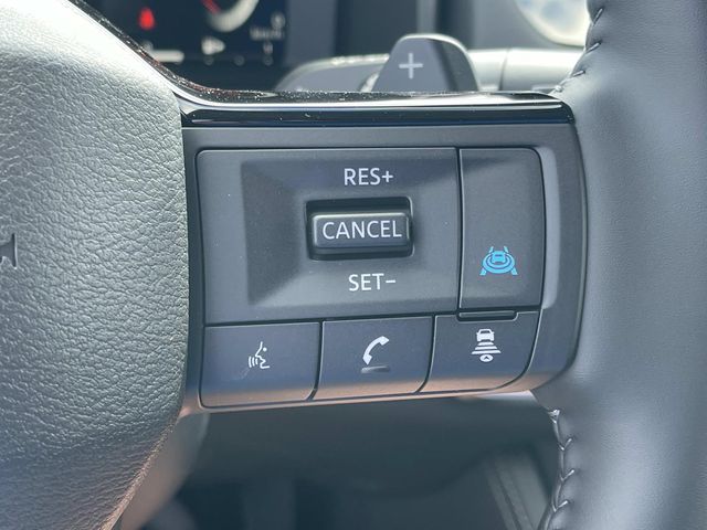 New 2026 Gray Nissan Platinum image 35