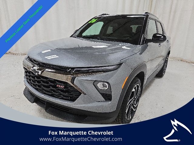 2026 Chevrolet Trailblazer Gris (Sterling Gray Metallic) SUV/Crossover Todo terreno 9 velocidades Automática