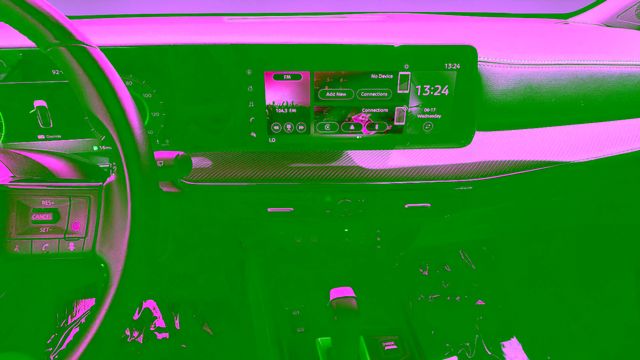 Used 2025 White Nissan SR image 25