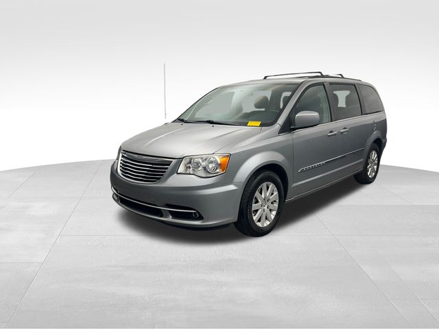 2014 Billet Silver Metallic Clearcoat Chrysler Town & Country Touring FWD Van