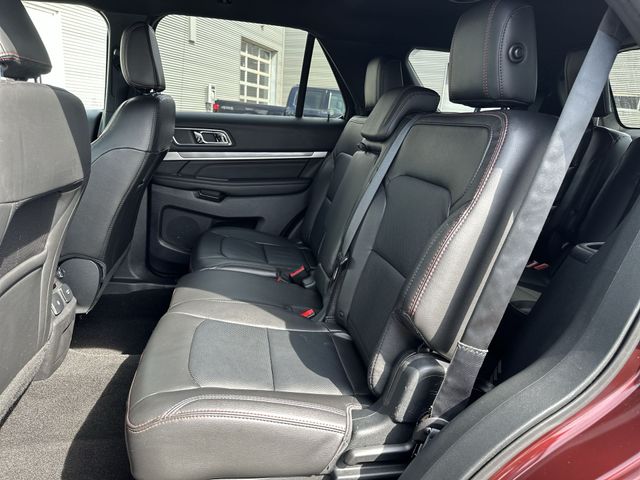 Used 2018 Red Ford Sport image 26