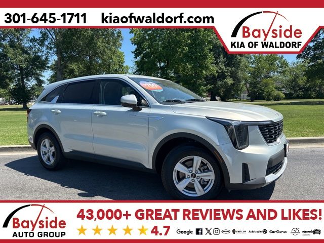 White (Ivory Silver) 2026 Kia Sorento LX FWD SUV / Crossover Front-Wheel Drive 8-Speed Automatic