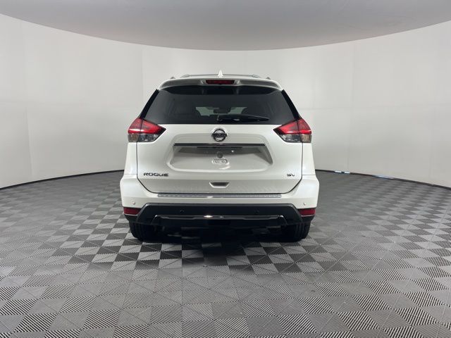 2020 Nissan Rogue SV 8