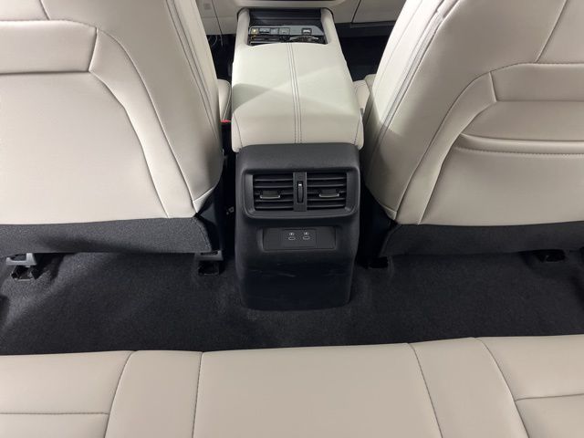 2025 Everest White Pearl Tricoat Nissan Murano SL AWD SUV