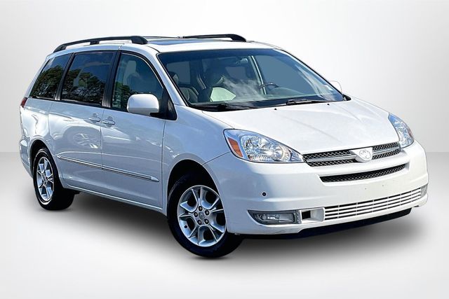 2005 Toyota Sienna XLE