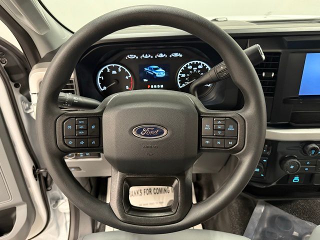 2025 Ford F-350SD XL photo