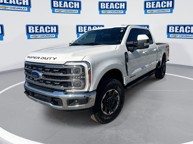 2023 Ford F-250 Super Duty Lariat Crew Cab 4WD