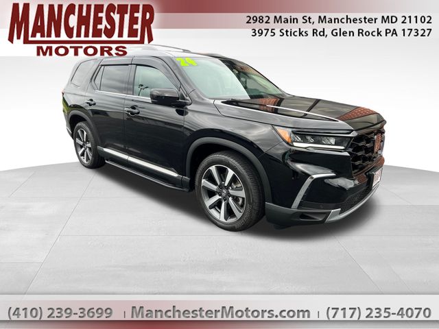 Crystal Black Pearl 2024 Honda Pilot Touring AWD SUV / Crossover All-Wheel Drive Automatic