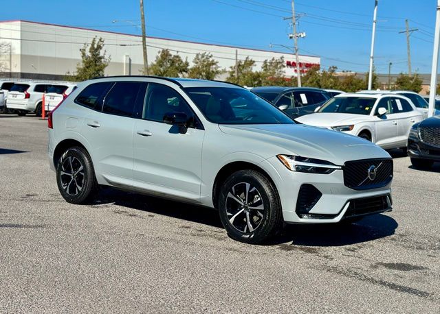 2026 Volvo XC60 B5 Core