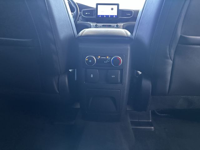 Used 2022 Black Ford XLT image 22