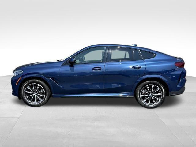 2022 BMW X6 xDrive40i 8