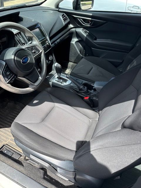 2019 Subaru Impreza 2.0i White at Subaru and VW of Moon Township