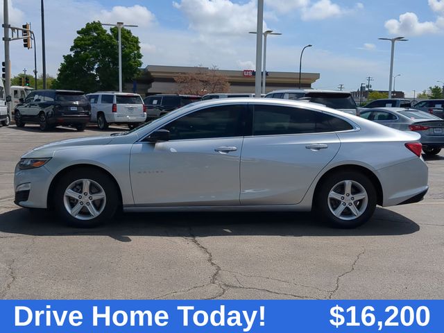 2021 Chevrolet Malibu LS photo