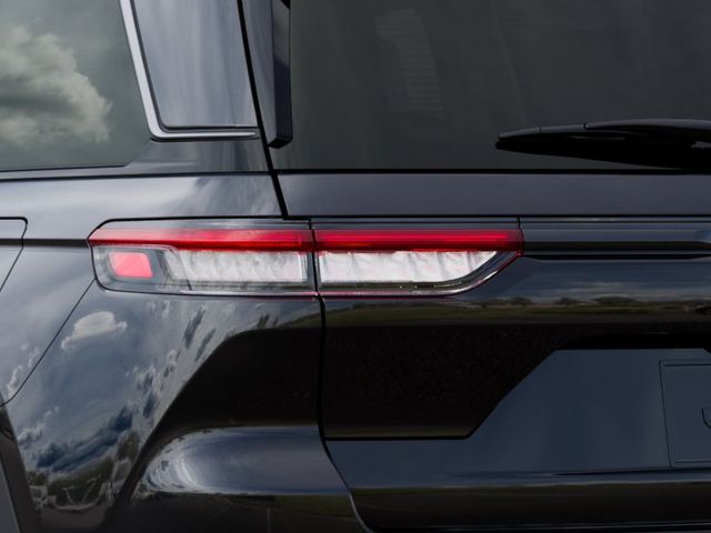 new 2026 Jeep Grand Cherokee car, priced at $41,450