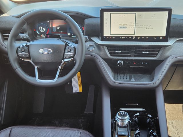 2025 Ford Explorer Platinum photo
