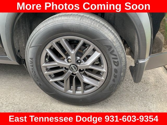 2022 Nissan Rogue S photo