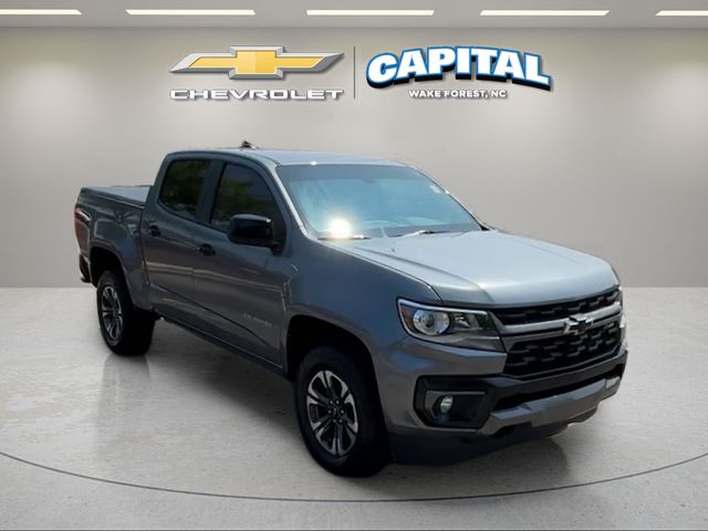 Used 2022 Gray Chevrolet Z71 image 8