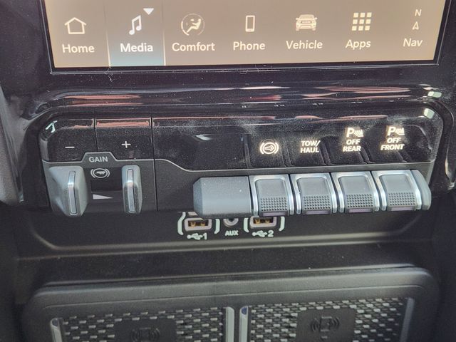 New 2026 Blue Ram Laramie image 15