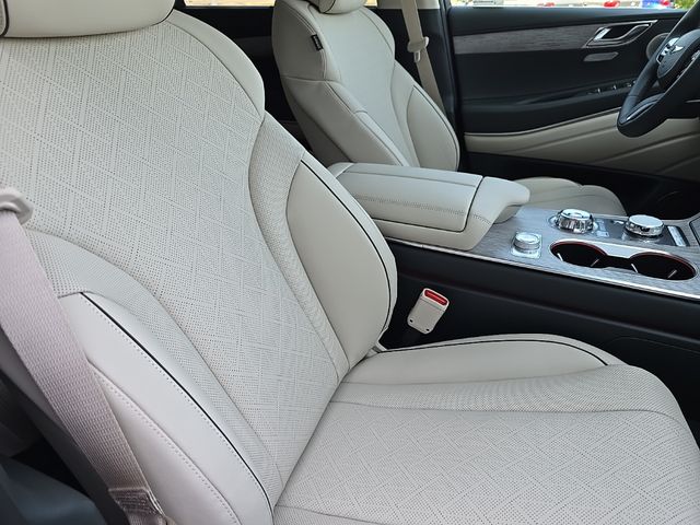 Thumbnail: 2026 Genesis GV80 - 23