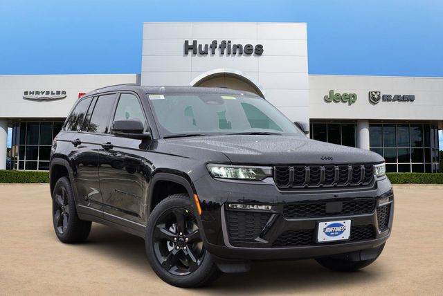 Diamond Black Crystal Pearlcoat 2026 Jeep Grand Cherokee SUV / Crossover 4X2 8-Speed Automatic