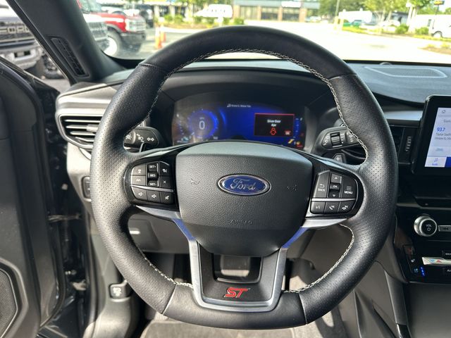Used 2023 Blue Ford ST image 15