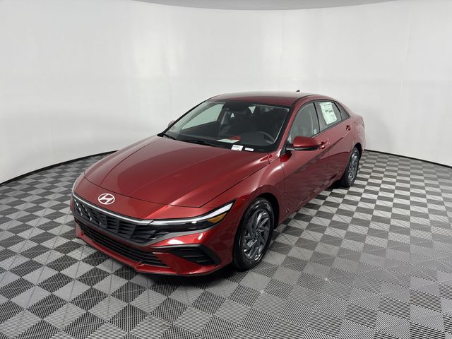 New 2025 Hyundai Elantra Hybrid For Sale in Indianapolis, IN