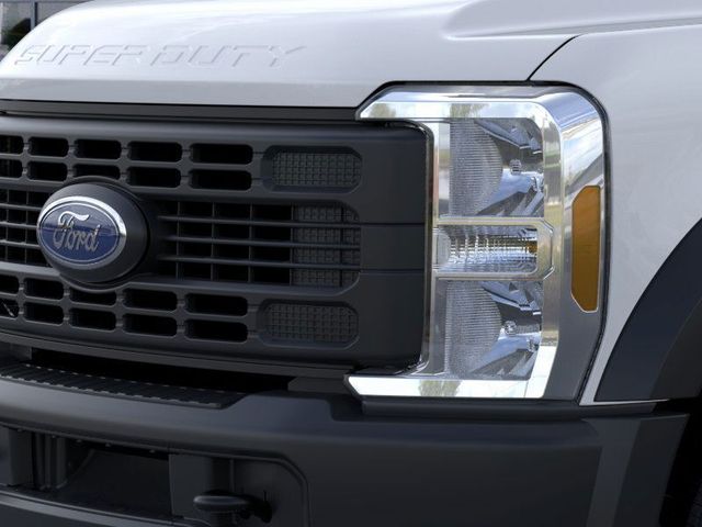 2025 Ford F-550 Super Duty Chassis Cab XL - Photo 17