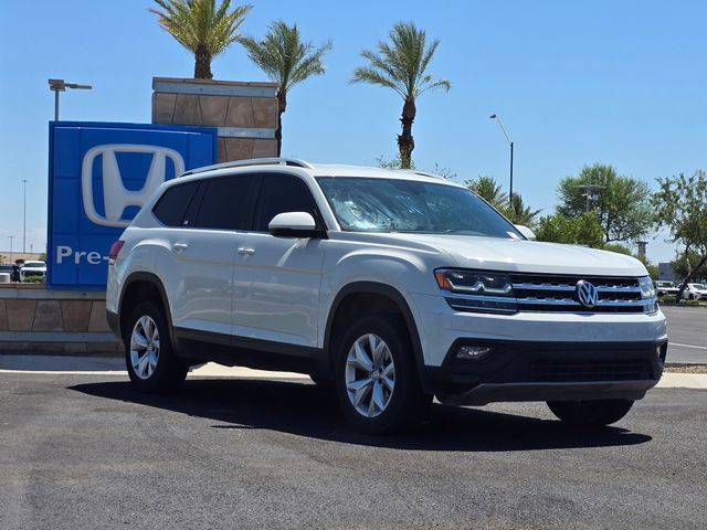 Used 2018  Volkswagen 3.6L V6 SE image 3