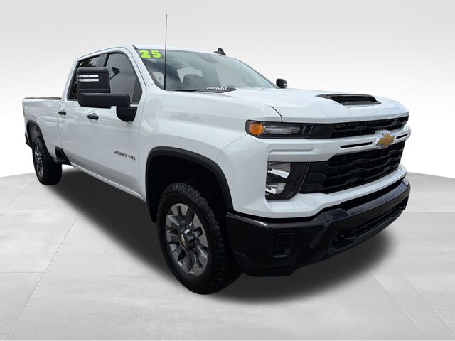  2025 Chevrolet Silverado 2500HD Custom Crew Cab RWD   