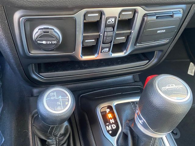 new 2026 Jeep Gladiator car, priced at $39,203