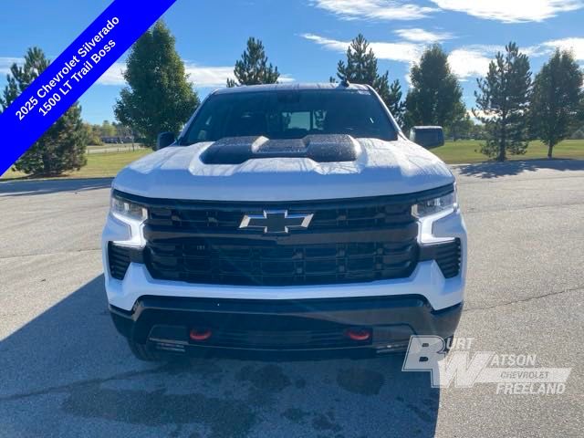 2025 Chevrolet Silverado 1500 LT Trail Boss 8