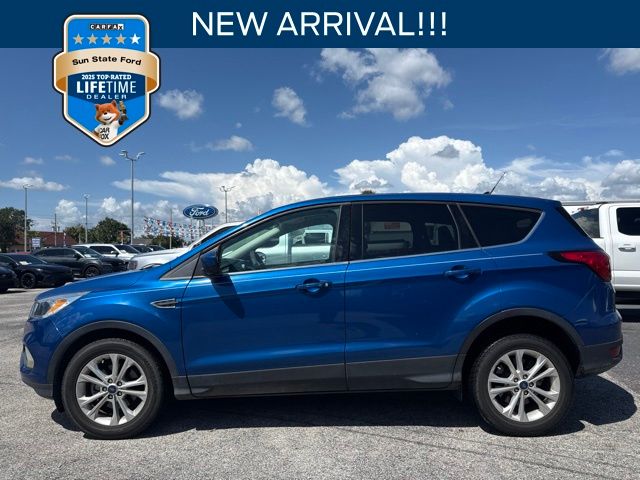 Lightning Blue 2019 Ford Escape SUV / Crossover Front-Wheel Drive 6-Speed Automatic