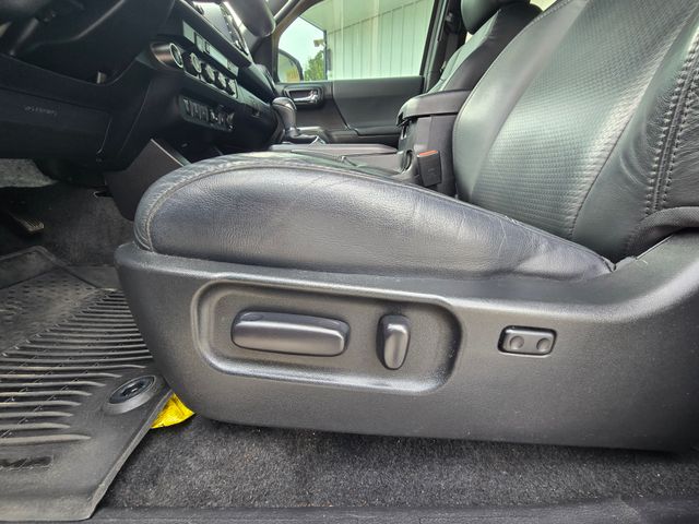 2021 Toyota Tacoma TRD Sport:168307B