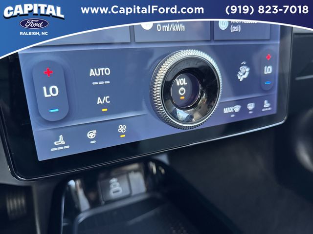 Used 2025 White Ford Premium image 29