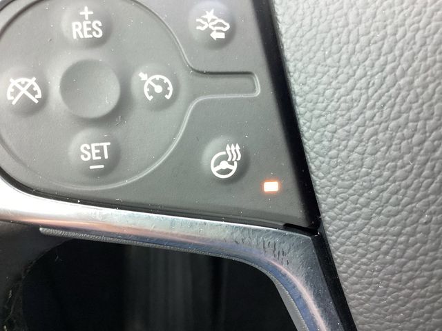 Used Car 2023 Chevrolet Traverse  Premier For Sale Under $40,000 In San Antonio, Texas