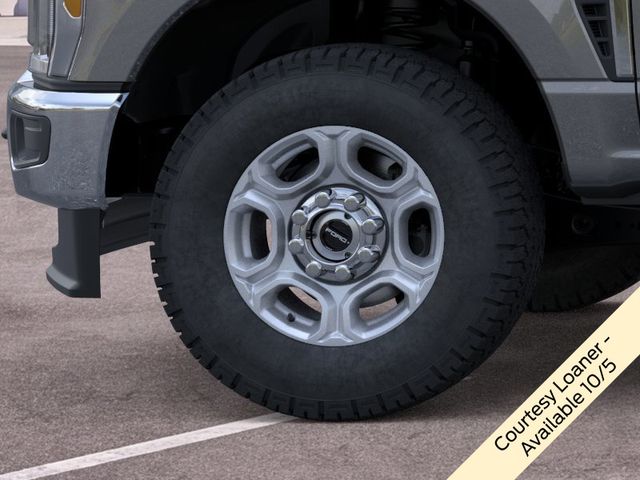 New 2026 Gray Ford XLT image 19