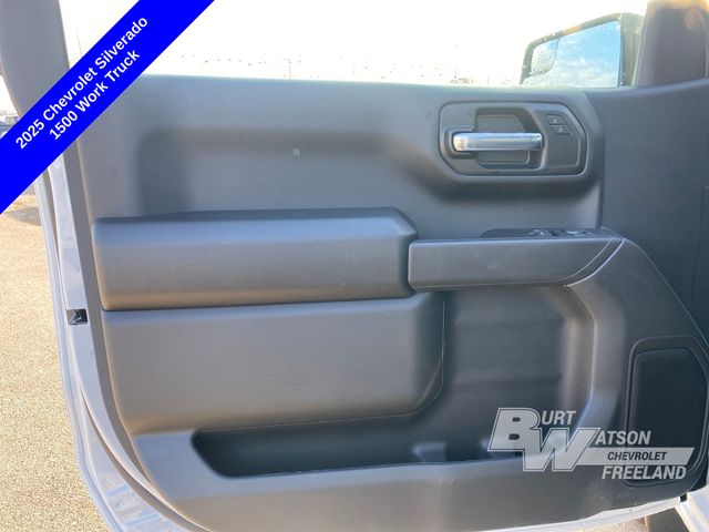 2025 Chevrolet Silverado 1500 WT photo