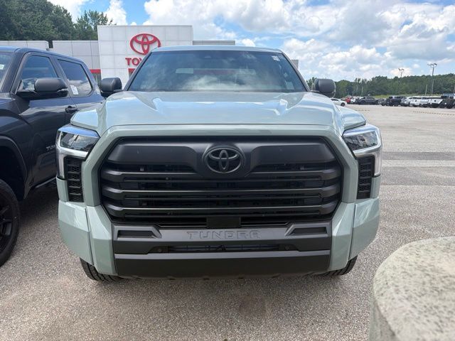 Lunar 2026 Toyota Tundra Pickup Truck Four-Wheel Drive Automatic
