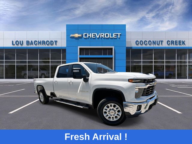 Summit White 2025 Chevrolet Silverado 3500HD LT Crew Cab 4WD Pickup Truck Four-Wheel Drive Automatic