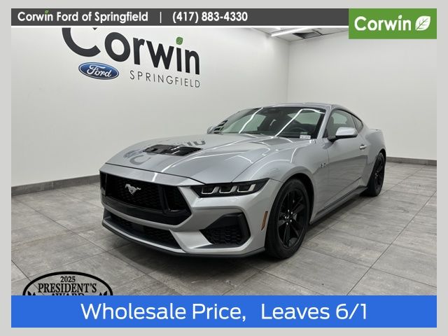 Silver Metallic 2024 Ford Mustang GT Fastback RWD Coupe Rear-Wheel Drive 6-Speed Manual