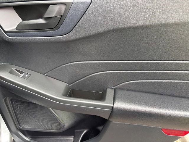 2022 Ford Escape Hybrid SE photo