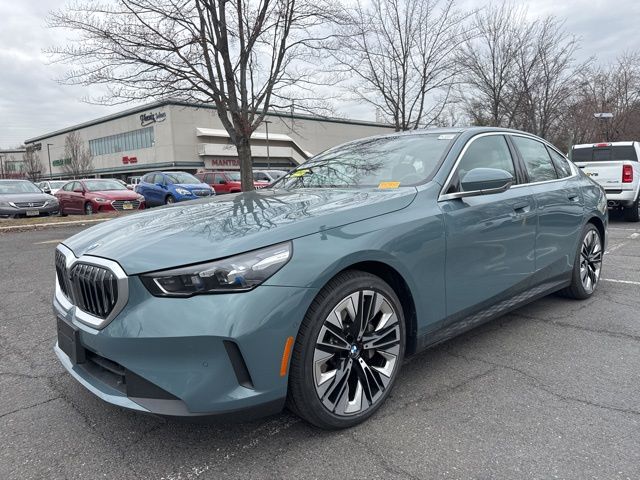 2025 BMW 5 Series 530i xDrive