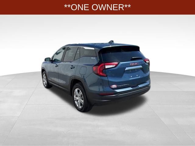 2024 GMC Terrain SLE photo
