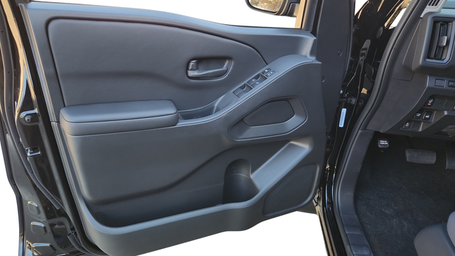 2026 Nissan Frontier