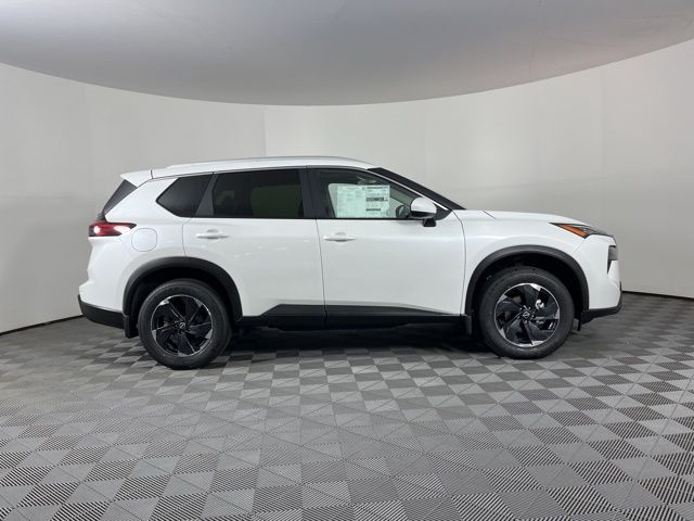 2024 Nissan Rogue SV 12