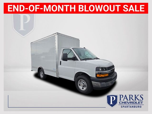 2024 Chevrolet Express Chassis 3500 Cutaway 139