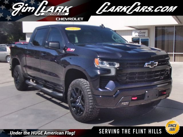 2022 Chevrolet Silverado 1500 LT Trail Boss Crew Cab 4WD