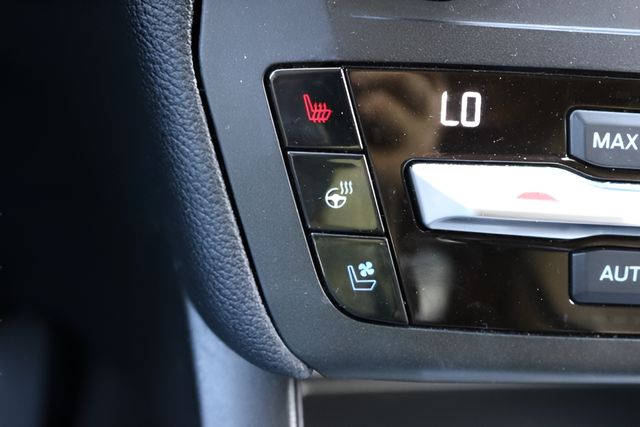 Used Car 2020 Ford Explorer  Limited For Sale Under $25,000 In Austin, Texas