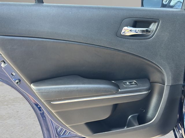 Used 2013 Dodge Charger Sedan