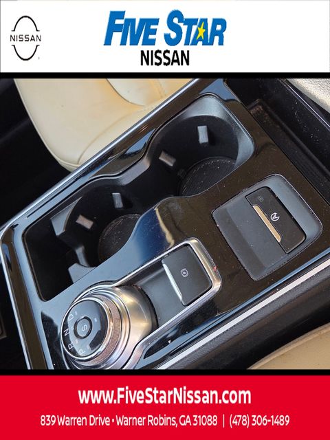 Used 2020 Red Ford SEL image 24